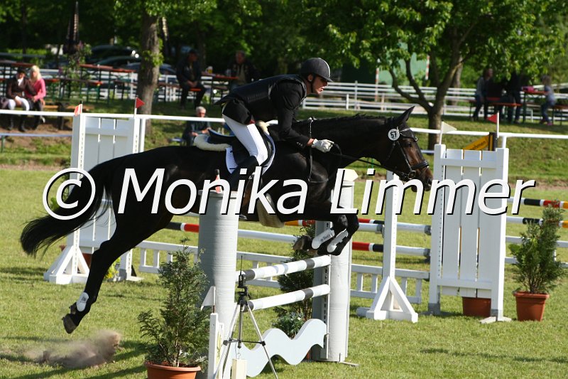 204M1748_Catiello_Stil Axx.JPG